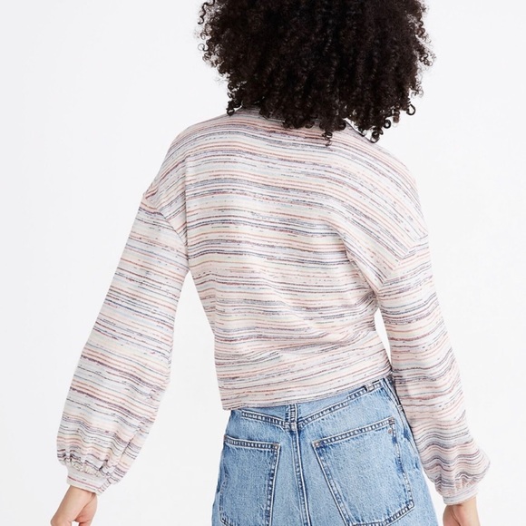 MWL Bubble Sleeve Crop Top - Picture 2 of 6